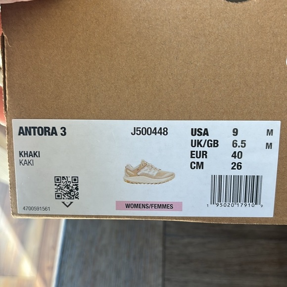 Merrell Beige Trail Running Shoes - Picture 14 of 15